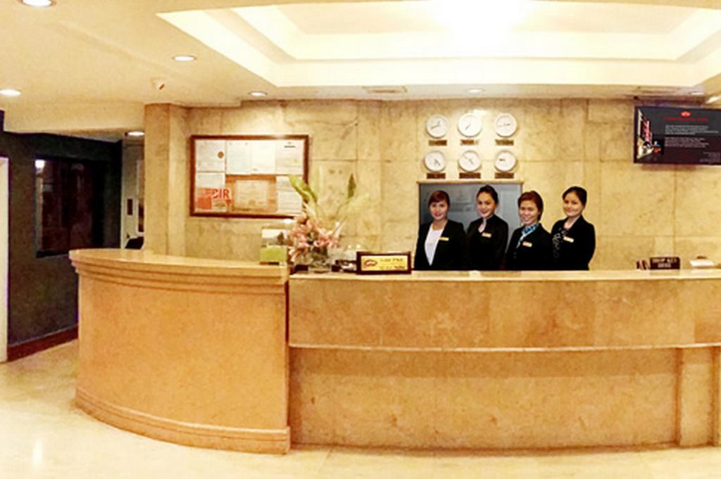 Cherry Blossoms Hotel Manila Exteriér fotografie