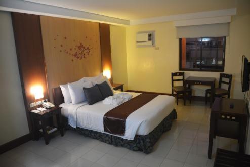Cherry Blossoms Hotel Manila Exteriér fotografie
